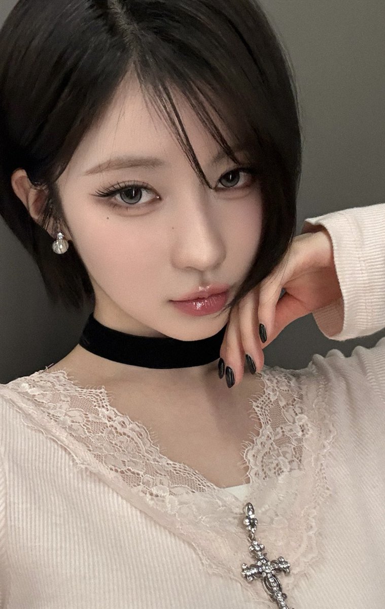 𝒆𝒊𝒔𝒂🍓 tweet media