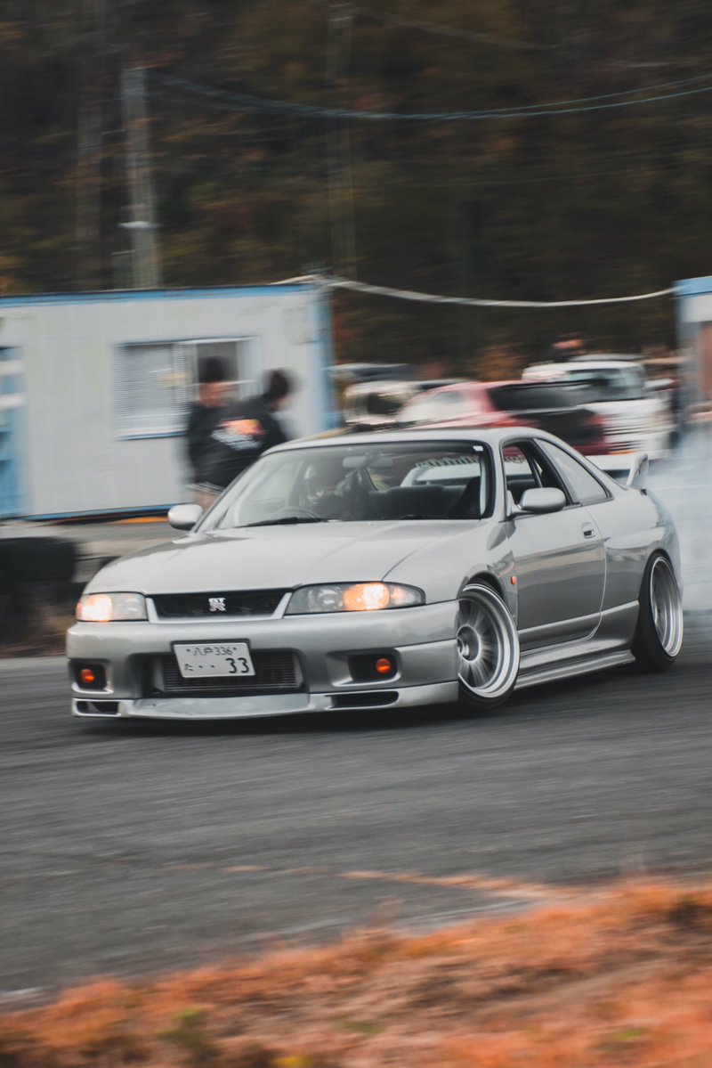 けいご_R33 tweet media
