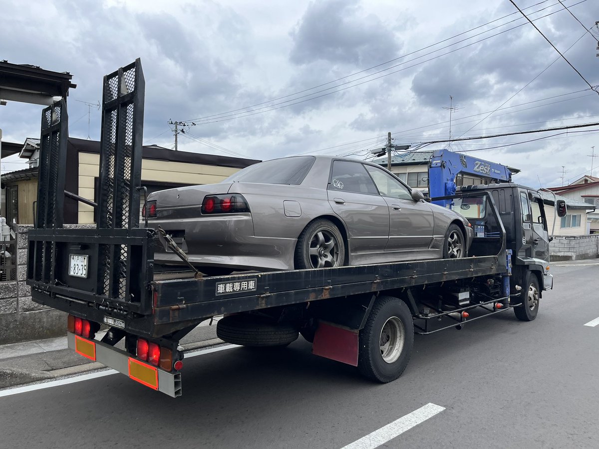 けいご_R33 tweet media