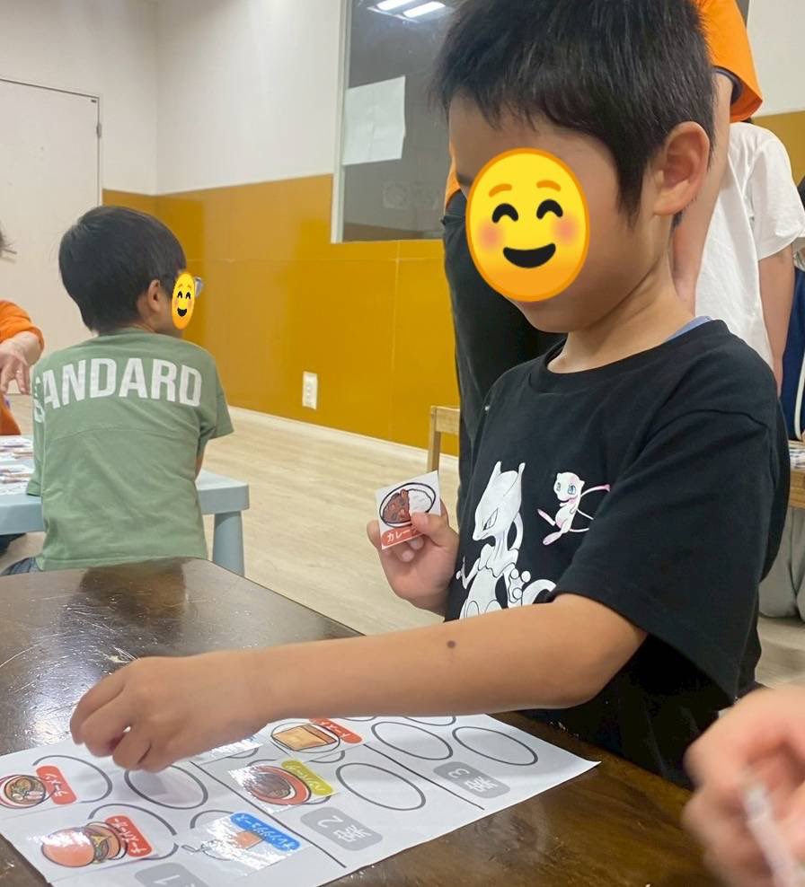 firstdream_11's tweet photo. 🍀南篠崎教室🍀
2026.5.8(金)
『献立を考えよう』
料理のイラストを使ってオリジナルの献立を考えました。🍴
栄養バランスを考え、好きな物を詰め込んだ献立を作りながら、食生活の大切さを学びました✌️

▽ファーストシーンドリームの詳細はこちら！
https://t.co/CPMWTHWgru

#放デイ #療育 https://t.co/Lyb8MwUSe9