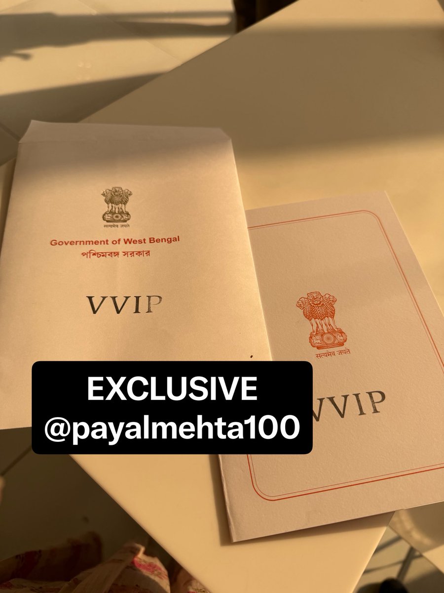 payalmehta100's tweet photo. Invite to the oath taking of Bengal govt —-take a look at this EXCLUSIVE COPY 

NOTE- 

Invite in English and Bengali….

Text - Saffron https://t.co/JSiHgWMpVY