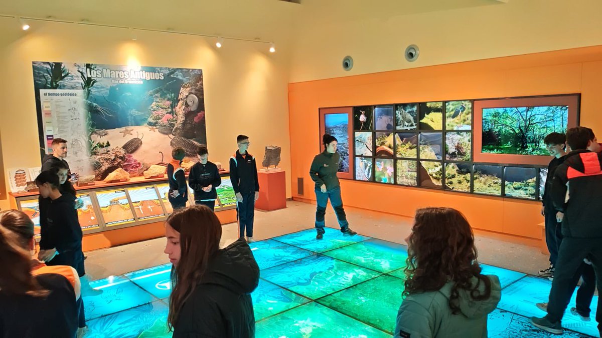 Nuestros alumnos de ESO ya están disfrutando de su excursión en la Alberca.