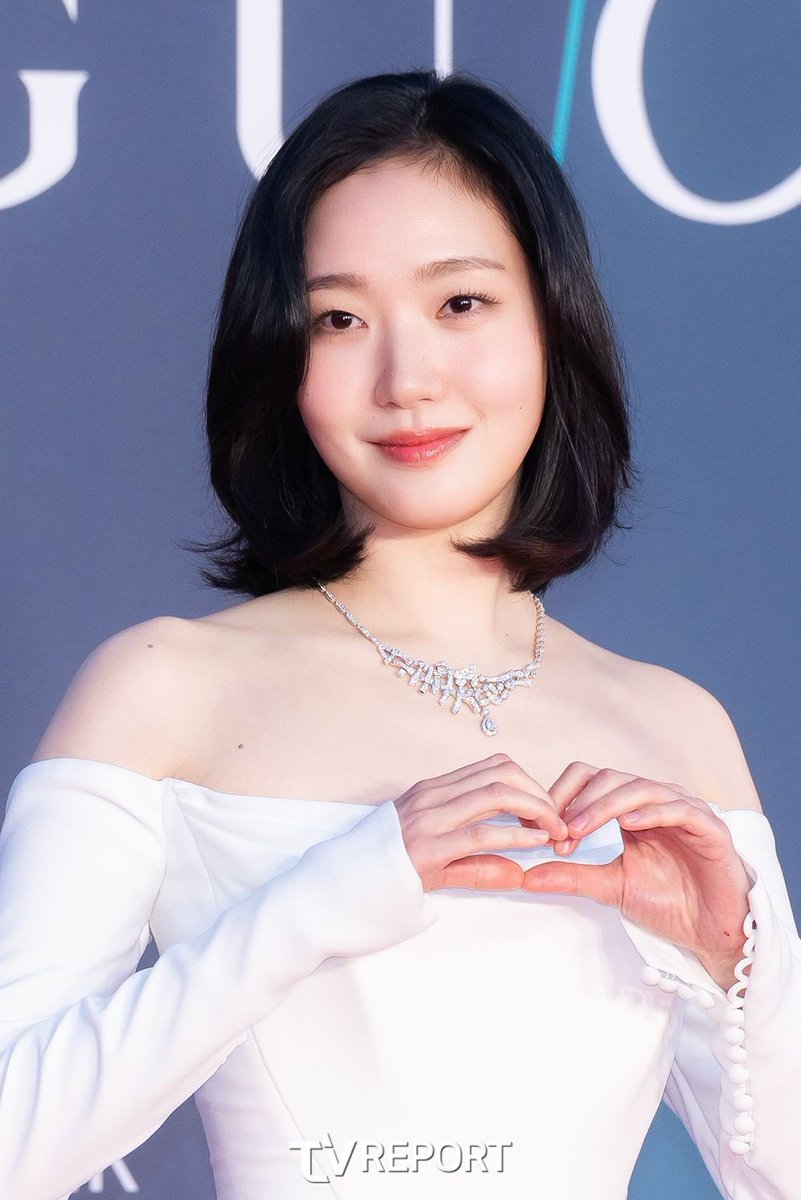#คิมโกอึน ที่พรมแดงงาน Baeksang Arts Awards ครั้งที่ 62

#BaeksangArtsAwards2026