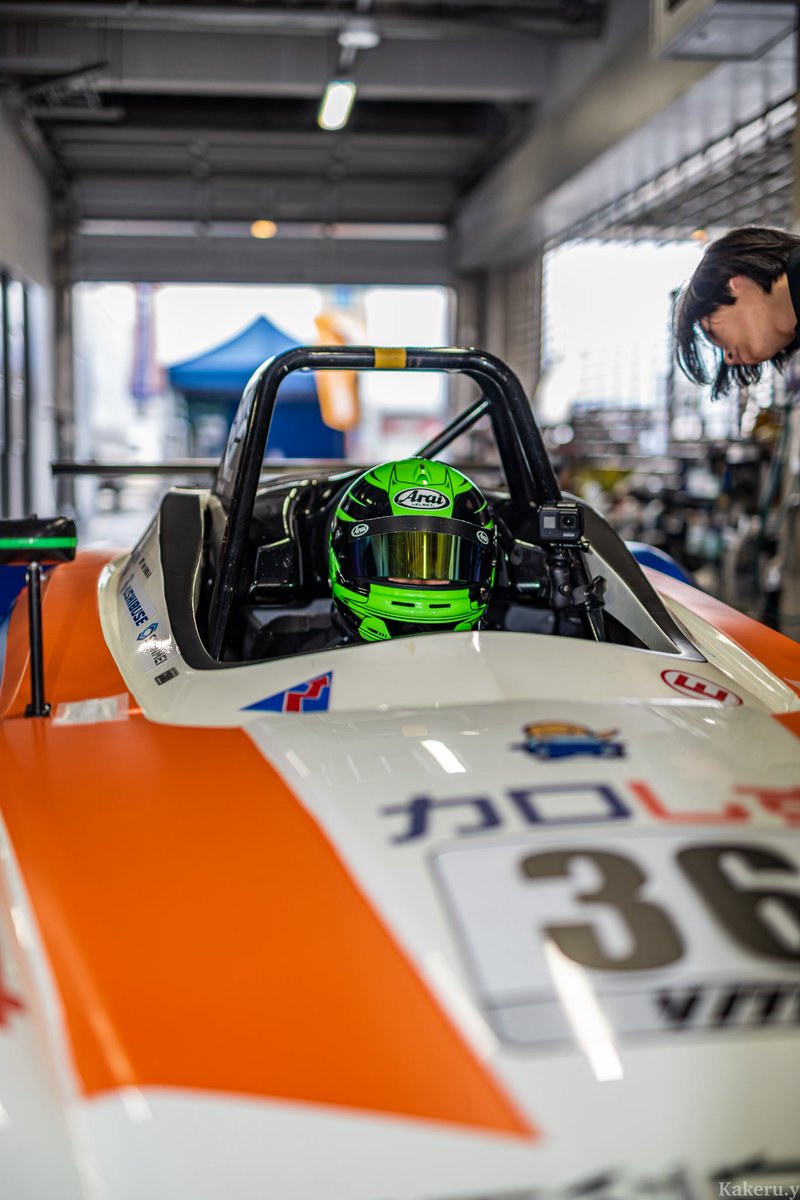 Kanta_motor_22's tweet photo. レースウィーク初日終了しました!
明日の決勝予選に向けて良いデータが得られました!チーム全員で頑張りますので明日の予選決勝お運よろしくお願いします‼️
#カローラ静岡
#カロしず
#神明工業
#静岡工科自動車大学校
#satsmsc https://t.co/P8j2FUsxPt