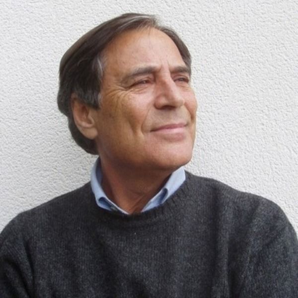 MadridBlogs's tweet photo. Vox y el escribidor https://t.co/Jta704TPPY https://t.co/K9UBVk4yiY
