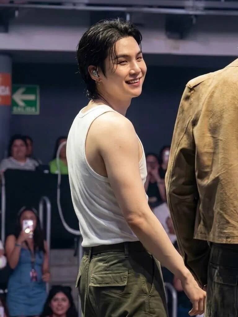 สลิ่มมินยุนกิ🍊⍤⃝🥢⟭⟬E ARE B⟬⟭CK tweet media