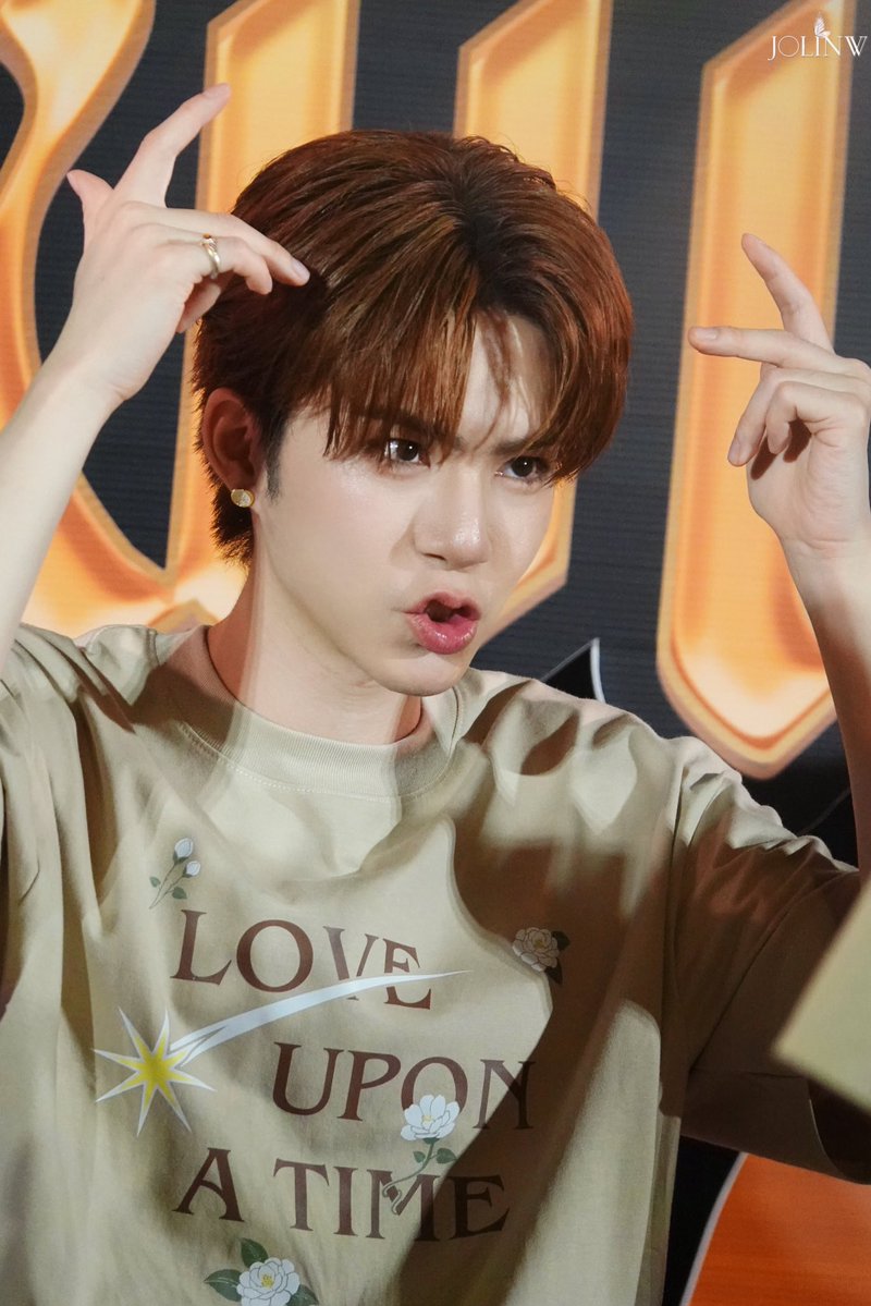 No wonder someone would have cute aggression to him🤏🤏🤏 

#สุขสันต์ภพเธอ  
#ภพเธอTheSeries
#NETJJ #jj_rcp <a href="/jj_rcp/">JJ_RCP</a>