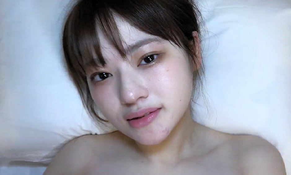 JavSean's tweet photo. Amateur Rin, the small girls try hard  https://t.co/24TBC2fxSS #japaneseschoolgirl #amateurasian https://t.co/CnFG3LSVBM