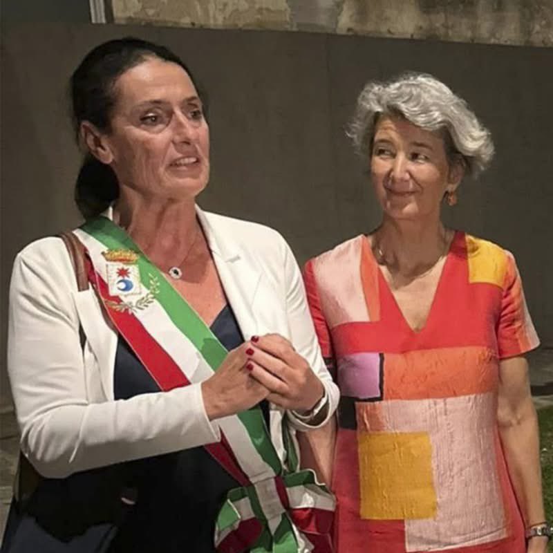 criscaletti's tweet photo. #8maggio
Tra #Fiesole e #Firenze celebriamo i 50 anni dell’European University Institute, eccellenza del nostro territorio.
Insieme alle Istituzioni, a partire da Roberta Metsola @EP_President, rilanciamo un’idea di Europa fondata su valori, Cultura, Conoscenza e Pace…
🇪🇺🕊️ https://t.co/EIZWstmyQk