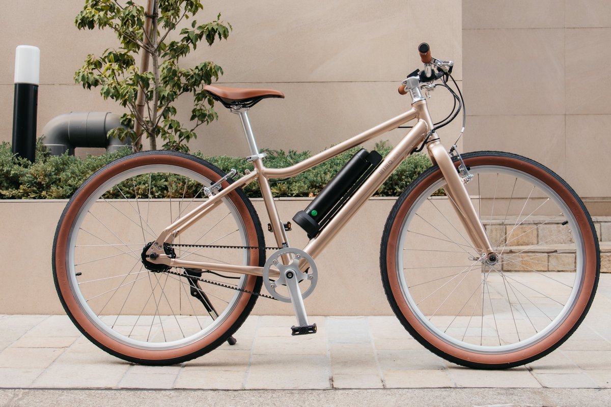 wimo_ebike's tweet photo. GW明けの週末。

少し疲れが残っている、という方も
多いかもしれません。

そんなときは、
軽く体を動かしてみるのもよさそうです。

自転車は、
無理なく有酸素運動できるのがポイント。

気分転換に、
少しだけ外に出てみませんか。

#自転車 #サイクリング #電動自転車 #wimo https://t.co/muRLD95JlY