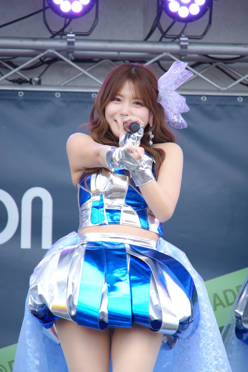 なーや tweet media