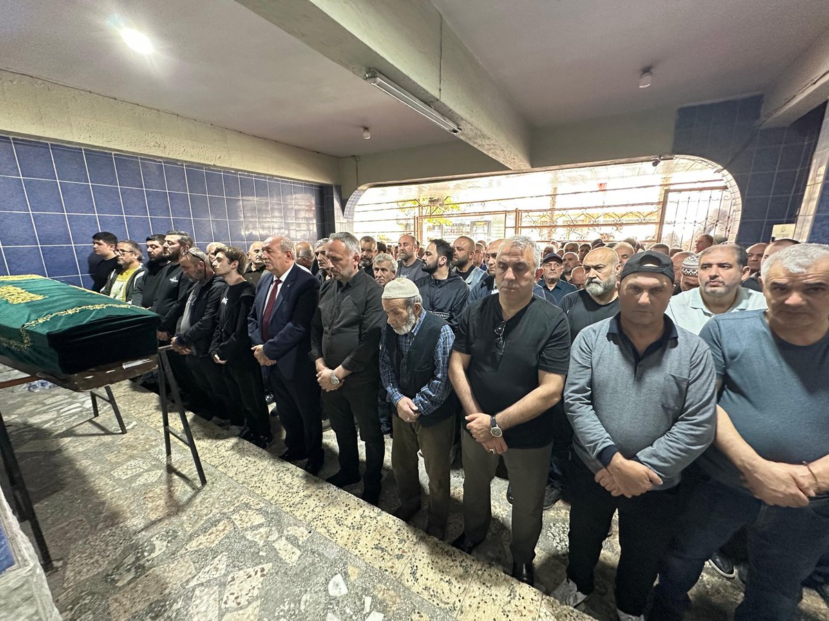 Ali Fuat Cebesoy mahallemizde vefat eden merhum Metin Hazar abimizi Bozyaka Şerifiye Camii’nden cuma namazına müteakip dualarla ebediyete uğurladık.  

Rabbim mekanını cennet, makamını âli eylesin.