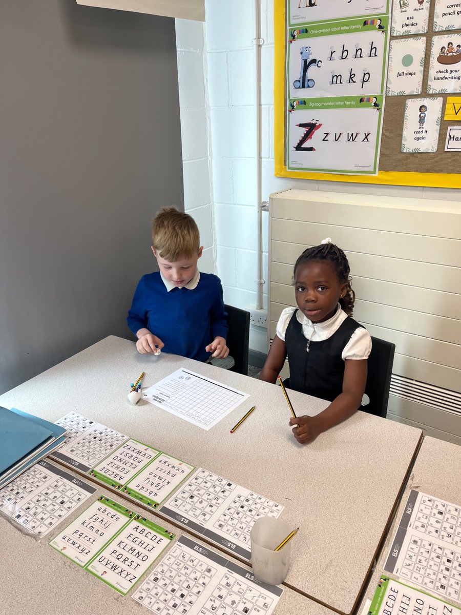 DeltaCraven's tweet photo. Year 1 loved today’s practical maths lesson, they got to play against each other in rolling dice’s to build two digit numbers, whoever got the biggest number won!🥇 🎲 https://t.co/HsYZRj7qL2