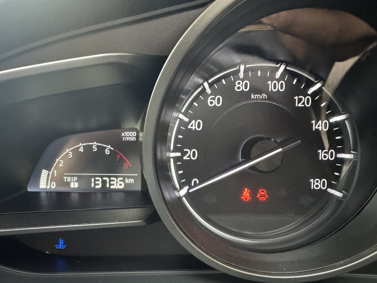 ejkamaru's tweet photo. 帰ってきてから荷物整理やら洗車してましたが、長野旅行から無事帰宅。
1300キロオーバー走ってましたが
マツダ2もDYデミオ同様疲れにくく走ってて楽しかった。
長野もまだまだ行けてないとこあるのでまた行きたい。 https://t.co/OgJU78fQ9k