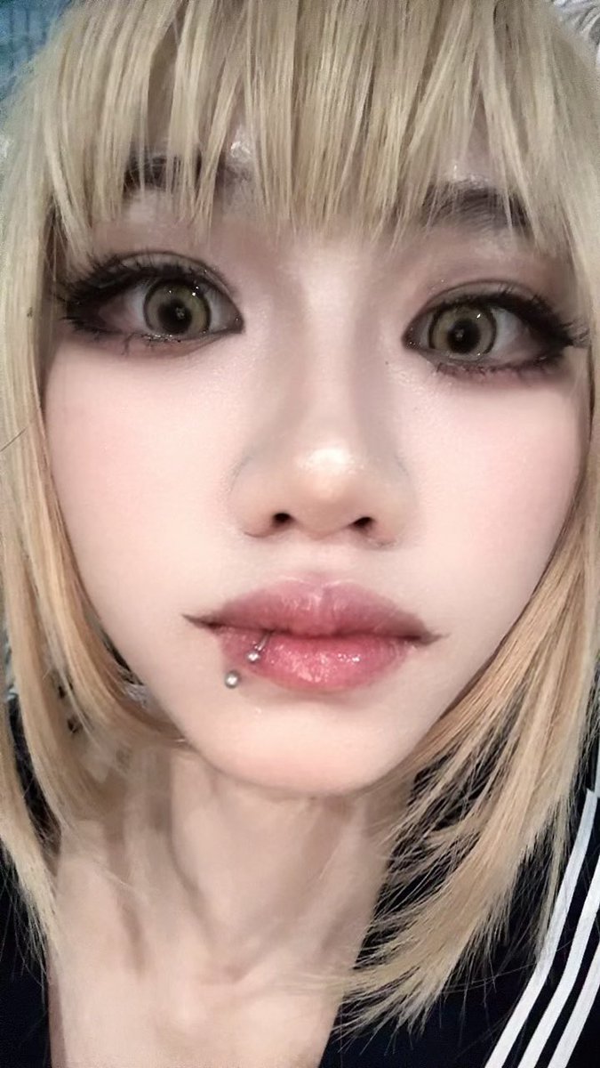 mimi 𝜗ᢉ𐭩 tweet media