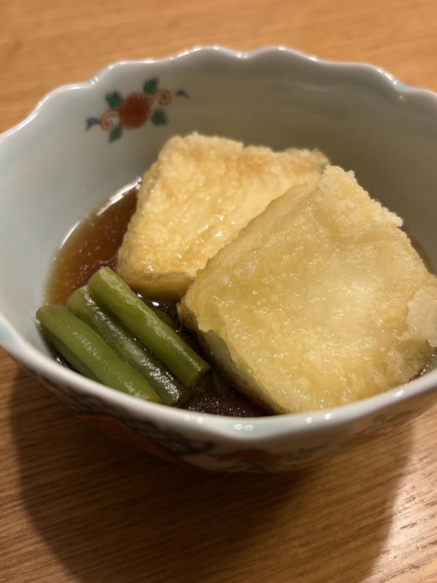 emi44379312's tweet photo. 揚げ出し豆腐。

うんまい。 https://t.co/dE81Jkhrxw