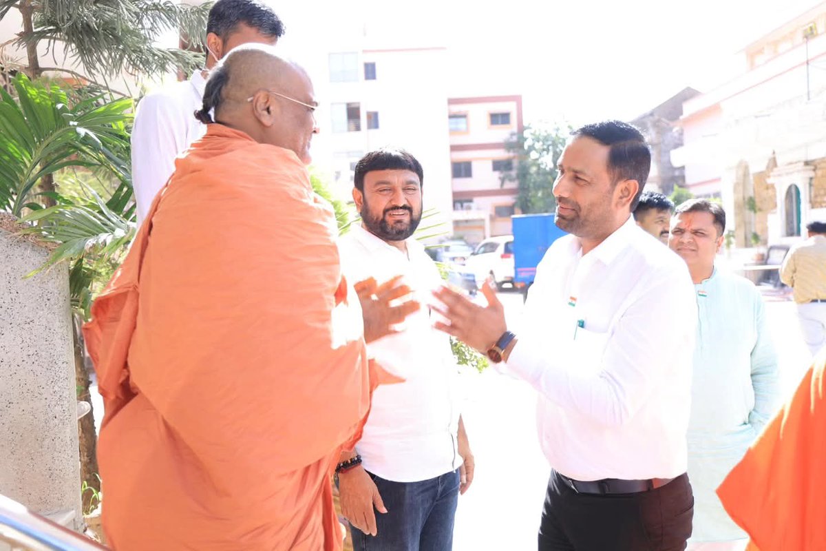 Dharmesh Poshiya tweet media