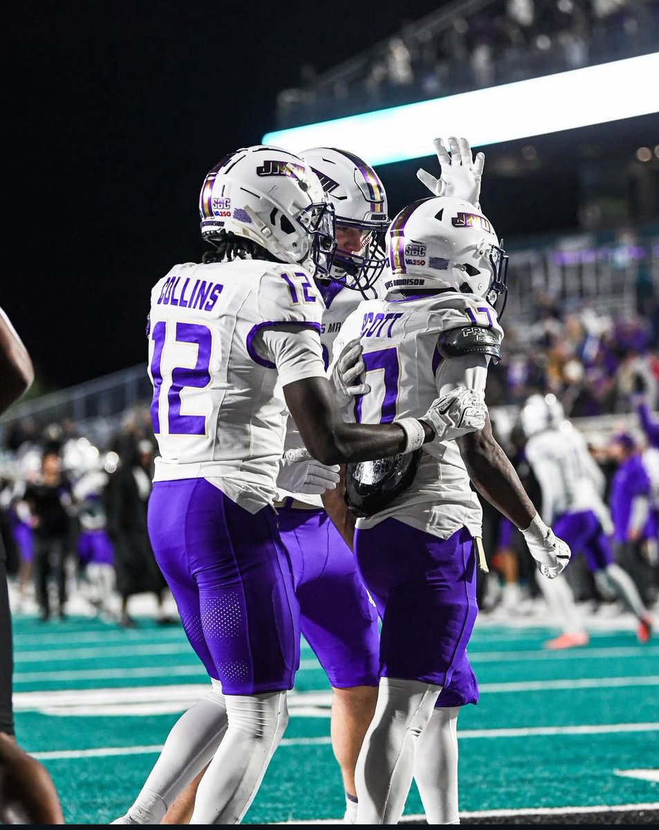 ILilbuddy's tweet photo. After a great conversation with @aaronpflugrad I am blessed to receive an offer from James Madison University!!💜🤍 #AGTG @JMUFootball @donald9_donald @CoachBuddy34 @CoachDocGooden @DDevine1020 @Rivals @GSV_STL @JPRockMO @EDGYTIM @AllenTrieu @PrepRedzoneIL I https://t.co/mwHD4uiLiT