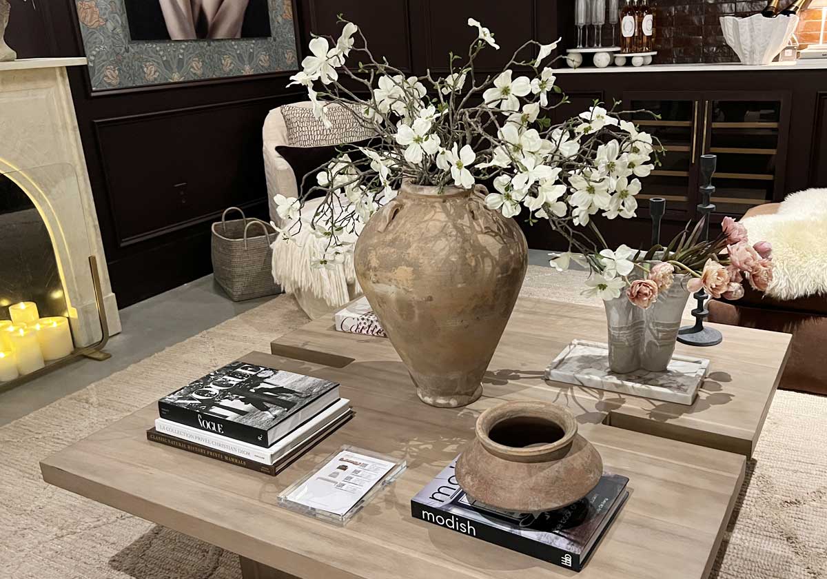 iqdesigngrp's tweet photo. ✨ NEW BLOG POST ✨

If you love designer inspired home decor and luxe-for-less finds, I just shared a full roundup of affordable pieces that make your home look expensive without overspending 🤍

Read post here:
https://t.co/hEyA2iDWRB

Happy designing 💕✨ https://t.co/h8ceMBlZnA