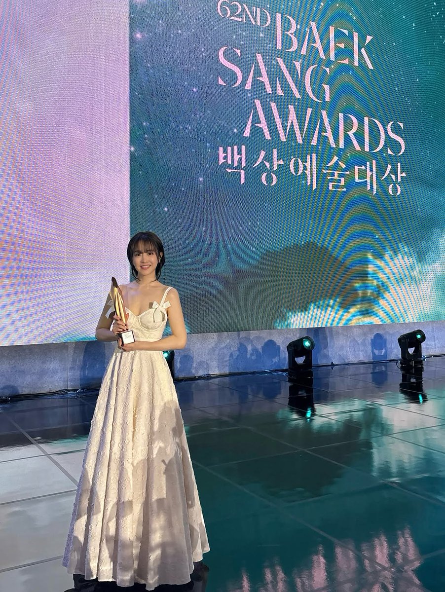 𝐁𝐨영 tweet media