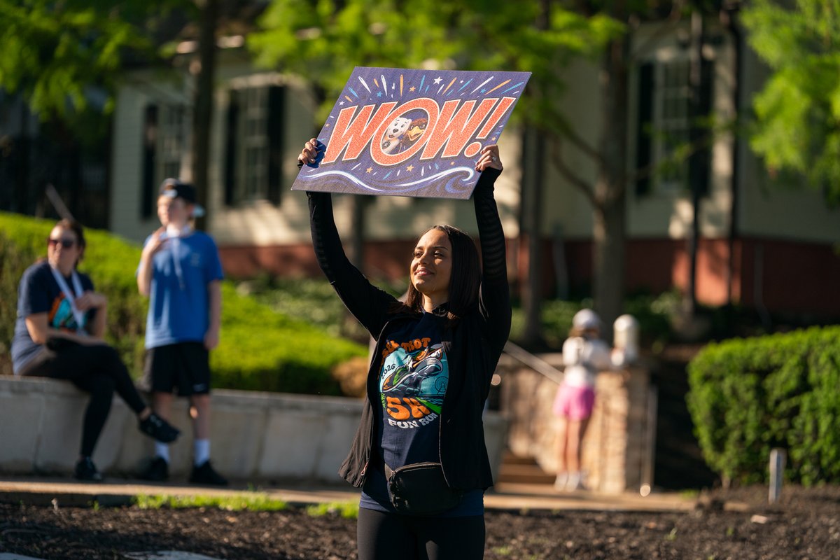APUSPRteam's tweet photo. Commencement weekend started strong! 🏃‍♀️🎓
Graduates, guests, faculty, and staff came together for the Tassel Trot 5K to celebrate community and achievement. A donation to the AMU/APU Student Emergency Fund made every step count. 💙 https://t.co/o19V7AvCVM