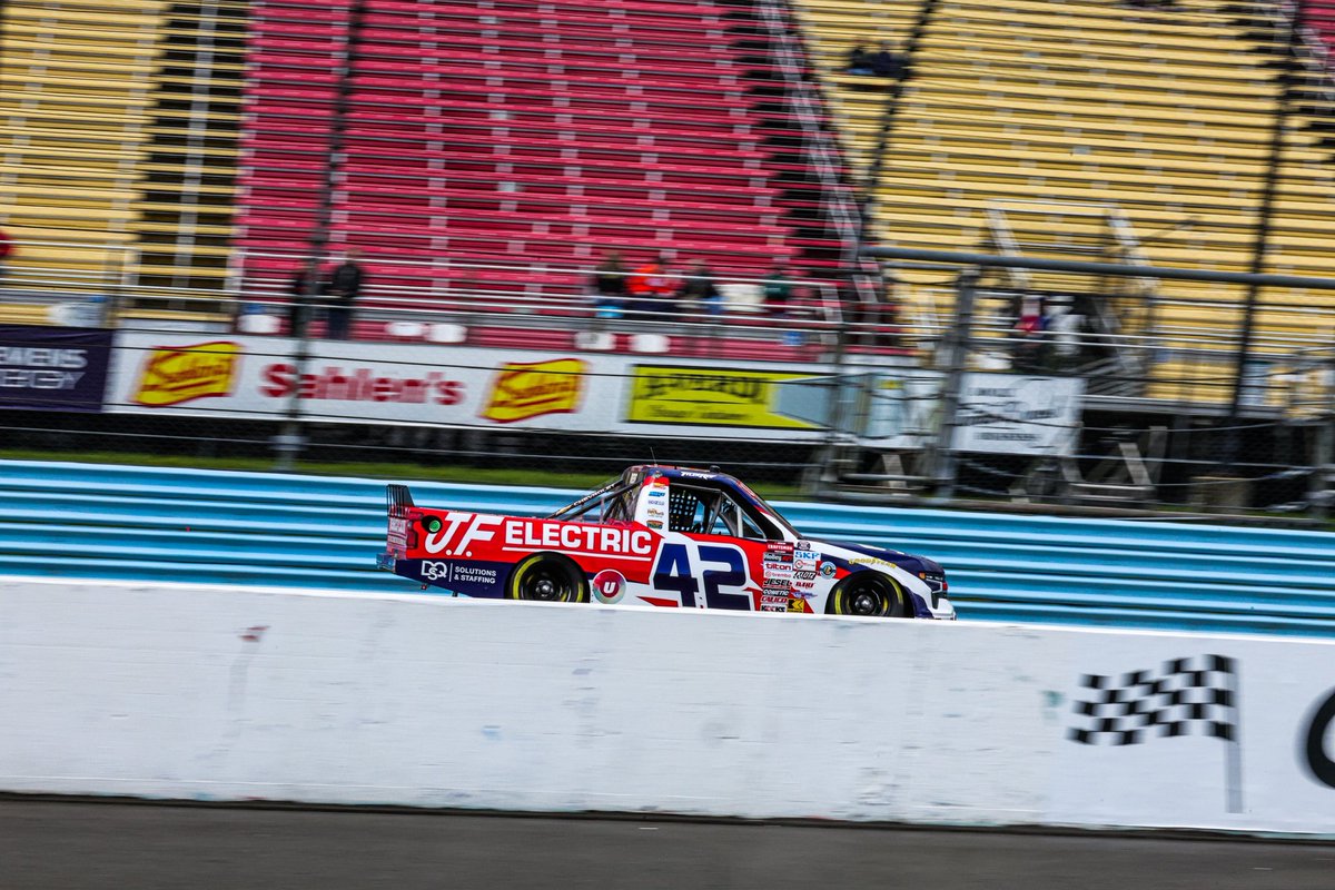 Niece Motorsports tweet media