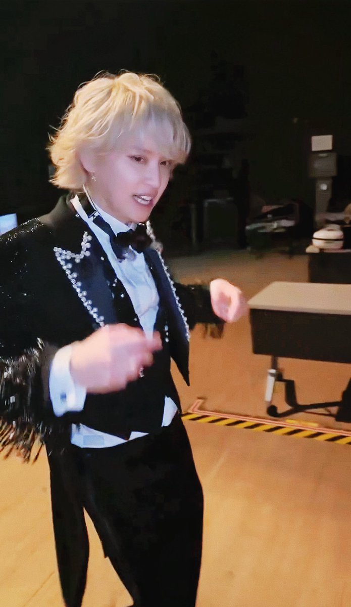 vickykei33's tweet photo. 完全に王子さまだね🥰🥰🥰#手越祐也 https://t.co/UzD2R8tIGc