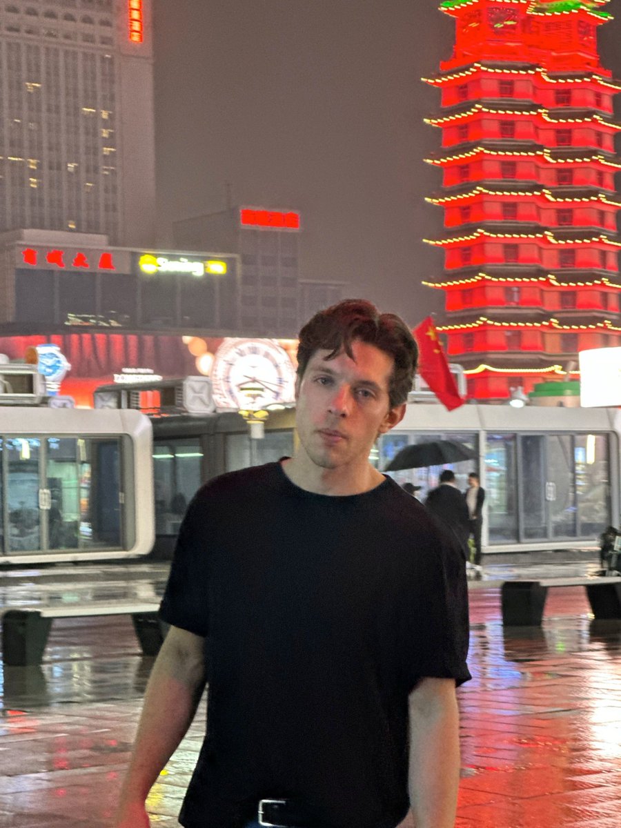 Jeff Li tweet media