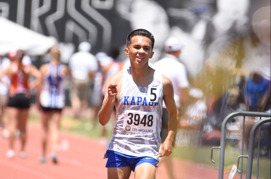 KWCH12's tweet photo. TRACK TRACKER: Check out the best times and distances across Kansas and names to watch as we draw closer to State!
https://t.co/kWZVrd2JvG
https://t.co/L9hVWy9mUP
#catchitkansas #kwch12 https://t.co/xlYizE14RA