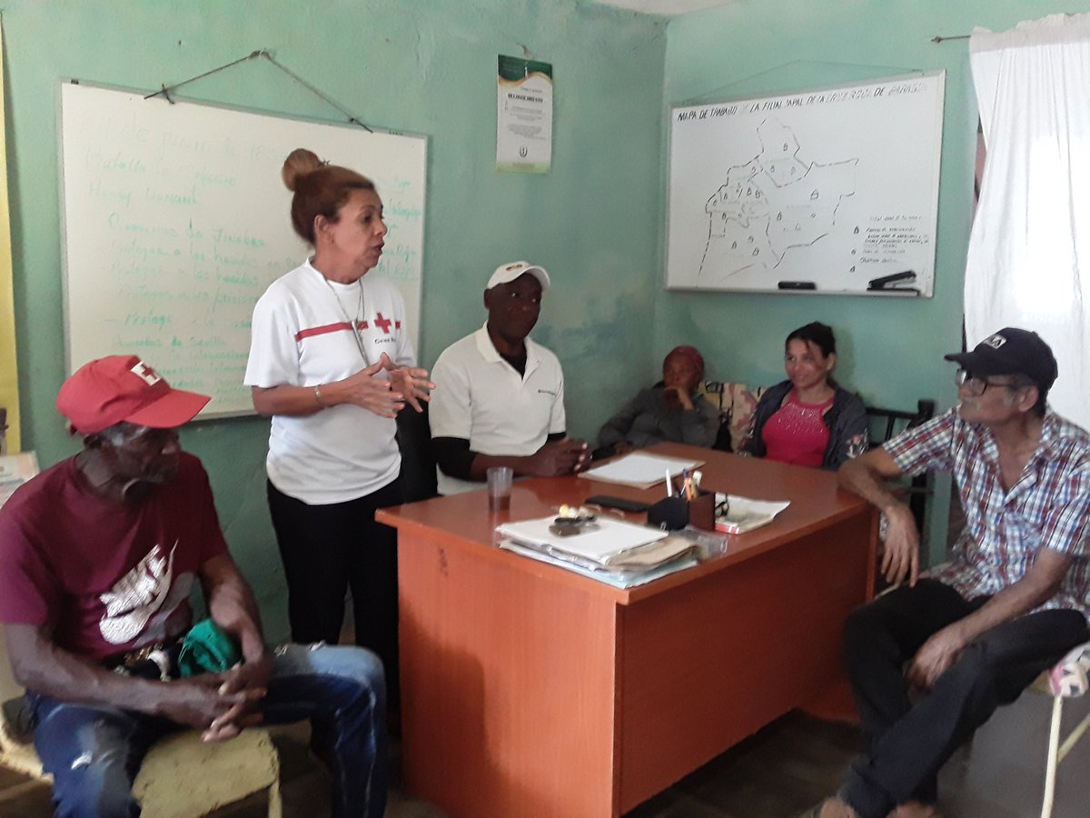 MatosNeudel's tweet photo. En el Dia Internacional de la Cruz Roja, las felicitaciones para los Integrantes de una Organización Humanista y Solidaria del municipio #BaraguáPorMás  #LatirAvileño #Cuba https://t.co/Rx5ZP1hFdw