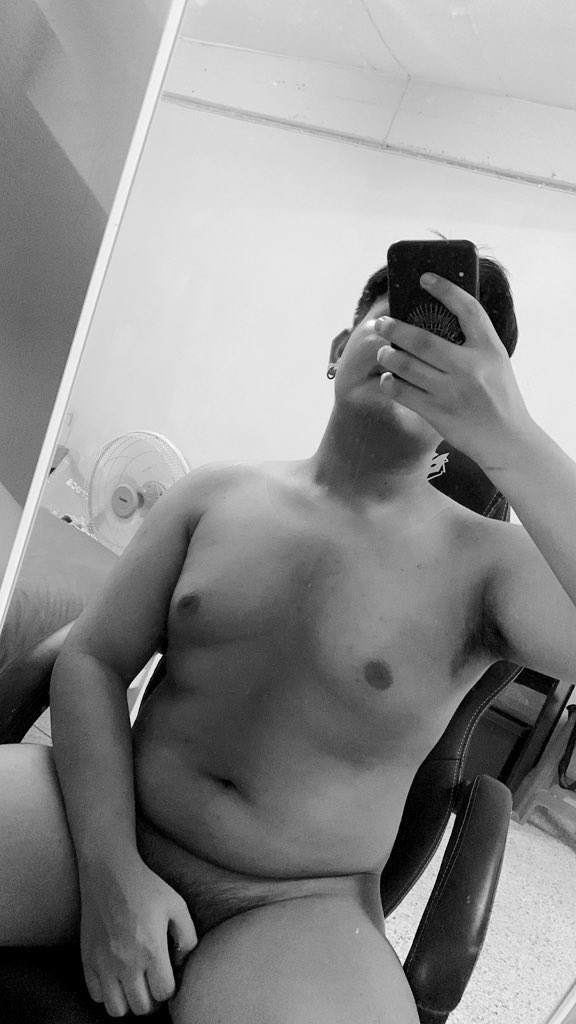 Thrxchub's tweet photo. พี่เอาจริงนะน้อง🥸 https://t.co/yigokJRrEY