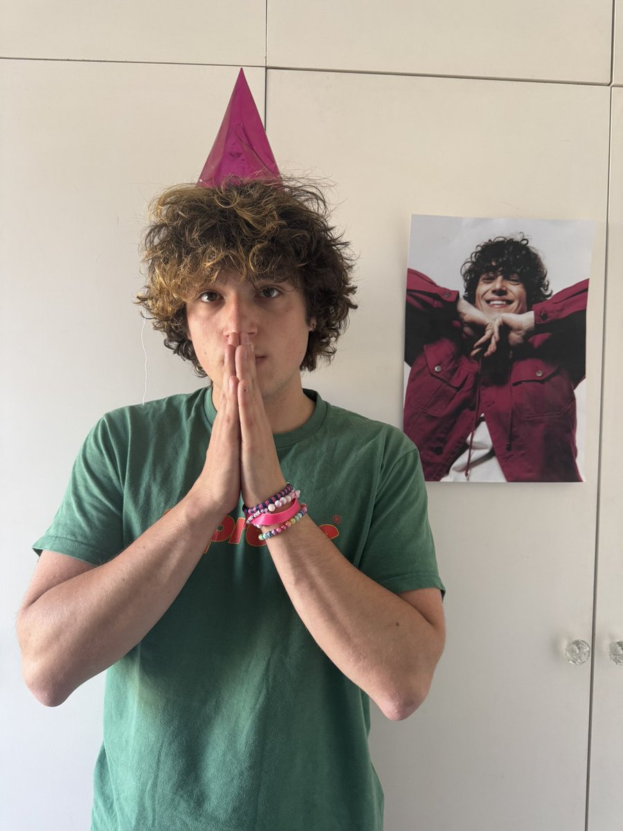 marti perramon is a lil boy from barcelona baby 💖 tweet media