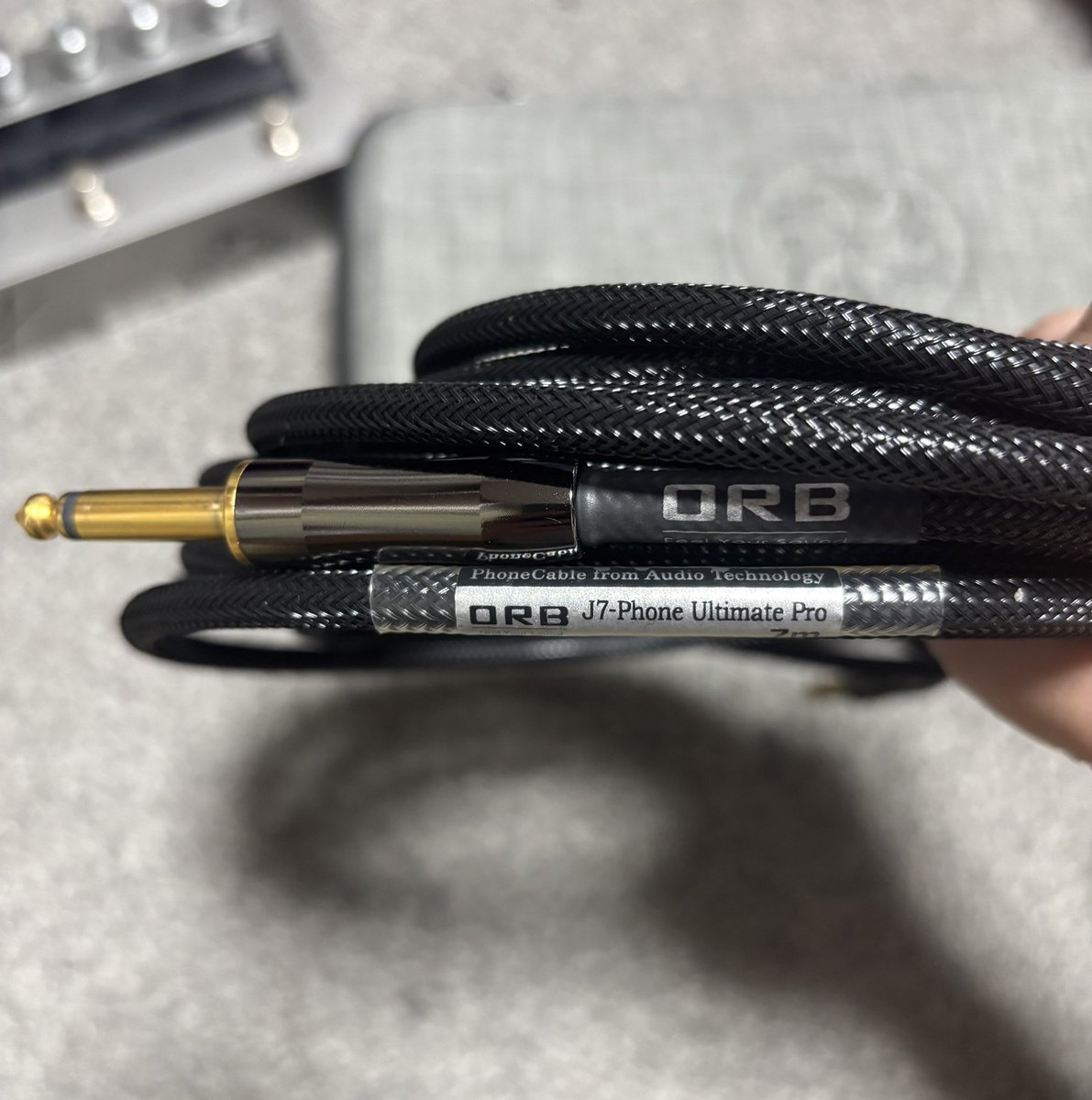 ZePeLi_NYF_bass's tweet photo. 国産ハイエンドオーディオメーカー「ORB」さんのオフィシャルサイト、アーティストページにてシールドケーブル「J7-Phone Ultimate Pro」のレビューを掲載していただきました。

クリアさ、密度感、音圧感ともに申し分なく、贅沢な気持ちで音を出せています。

ありがとうございます🔥 https://t.co/q5wk3YzCb2