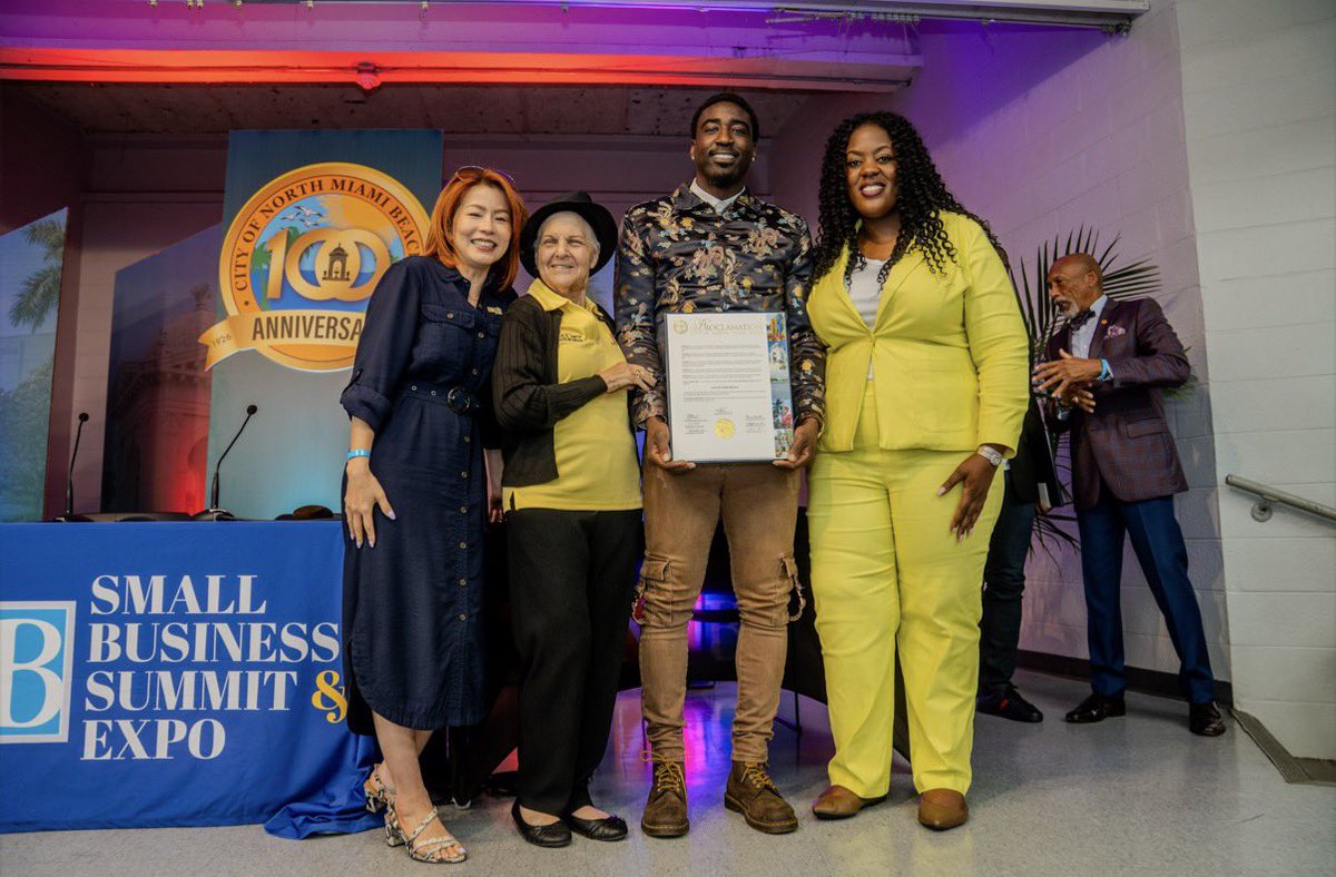 kayvonwebster's tweet photo. Thank 
May 6 
Kayvon Webster day in north Miami Beach https://t.co/iftd7HhgXq