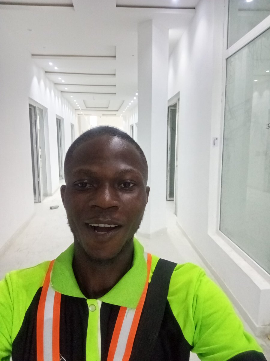 ApPeaceful's tweet photo. Happy weekend 

I am active at my office https://t.co/y0vwyWrGQu