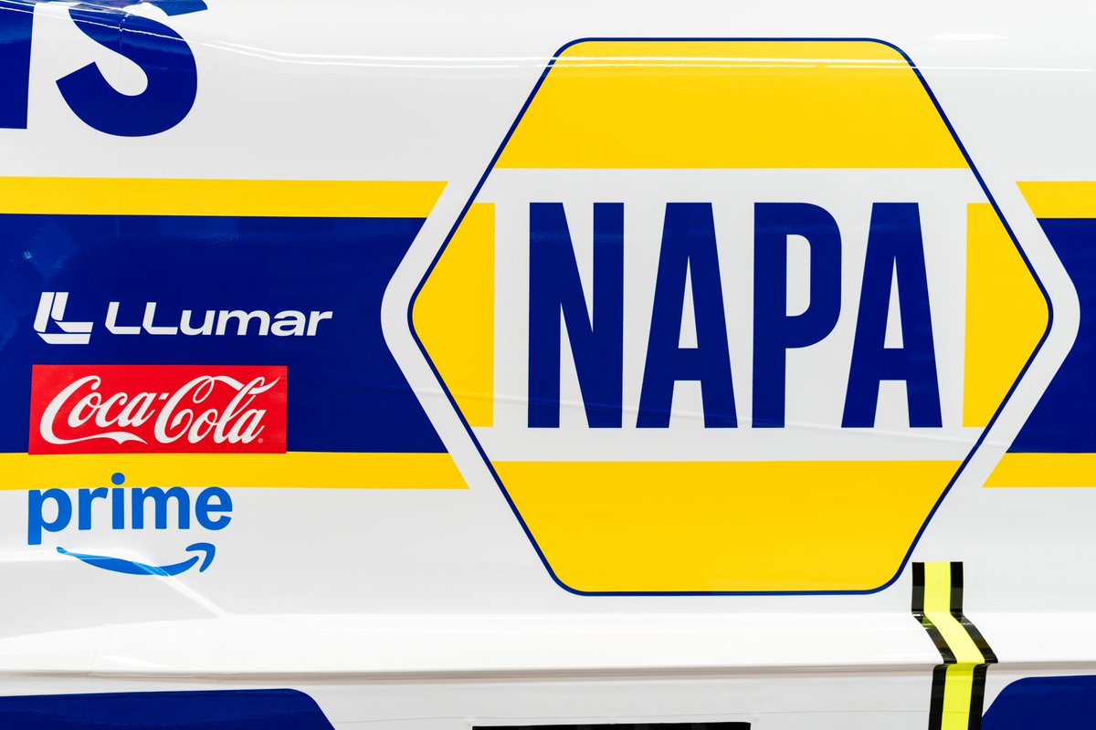 NAPA Racing tweet media