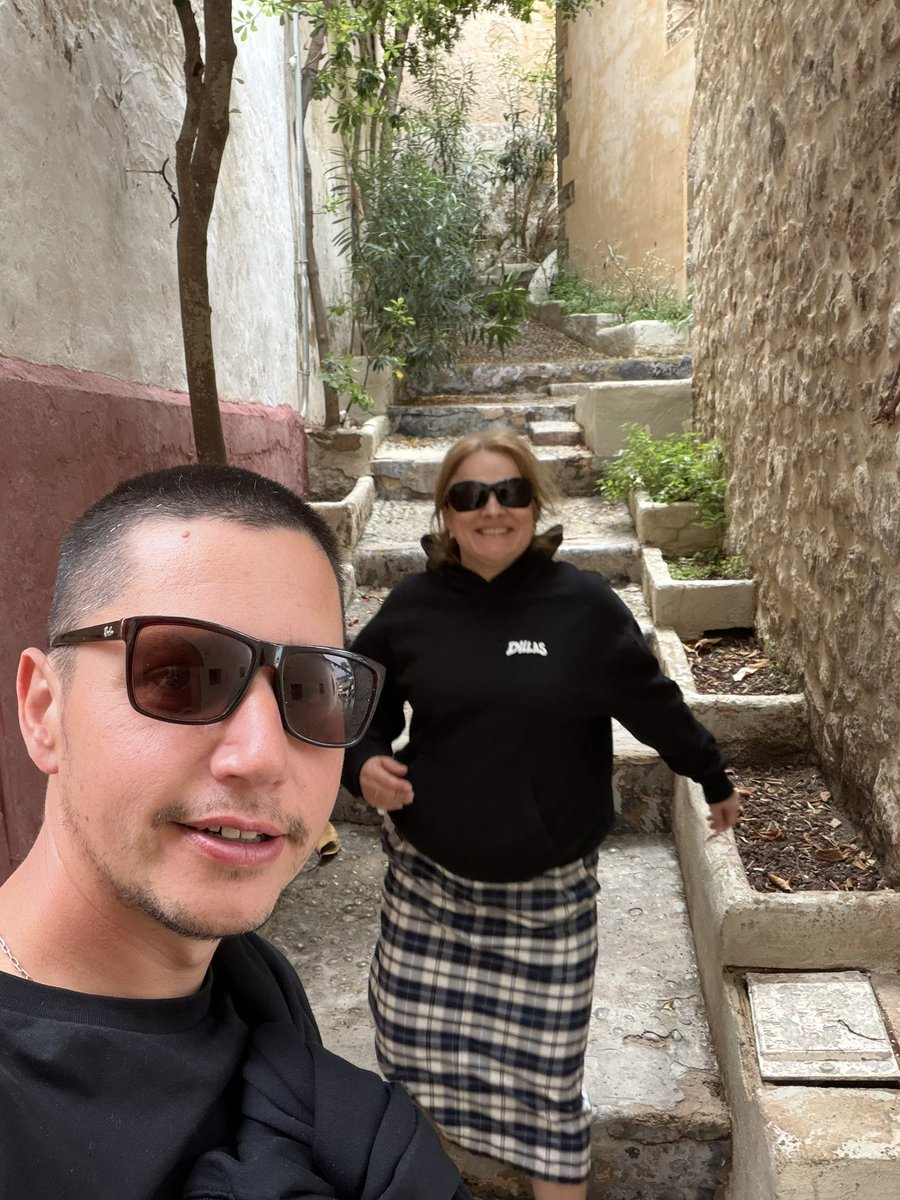 Pausrr's tweet photo. Amazing ibiza woth @pink_155 before @OthersideMeta event! https://t.co/VM03PFFt0J