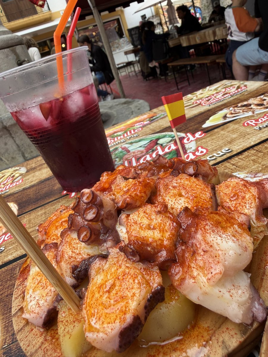 Pausrr's tweet photo. Amazing ibiza woth @pink_155 before @OthersideMeta event! https://t.co/VM03PFFt0J