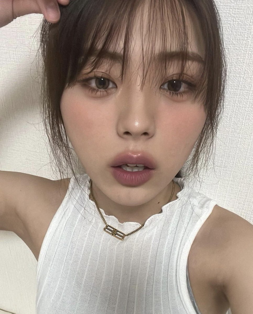 ナナ tweet media