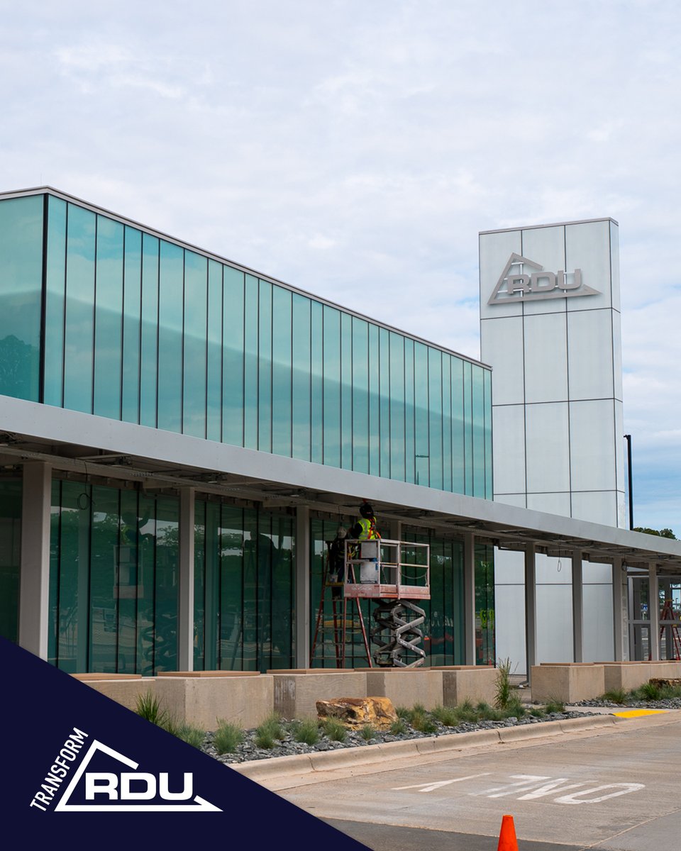 RDUAirport's tweet photo. RDU's remote parking lot has a new look. π€© From solar panels to an all-new welcome center for visitors, we've got lots of updates to share soon.
Check out our construction progress β‘οΈ https://t.co/6KS7e6LOaq
#TransformRDU https://t.co/dau1E4CBlC