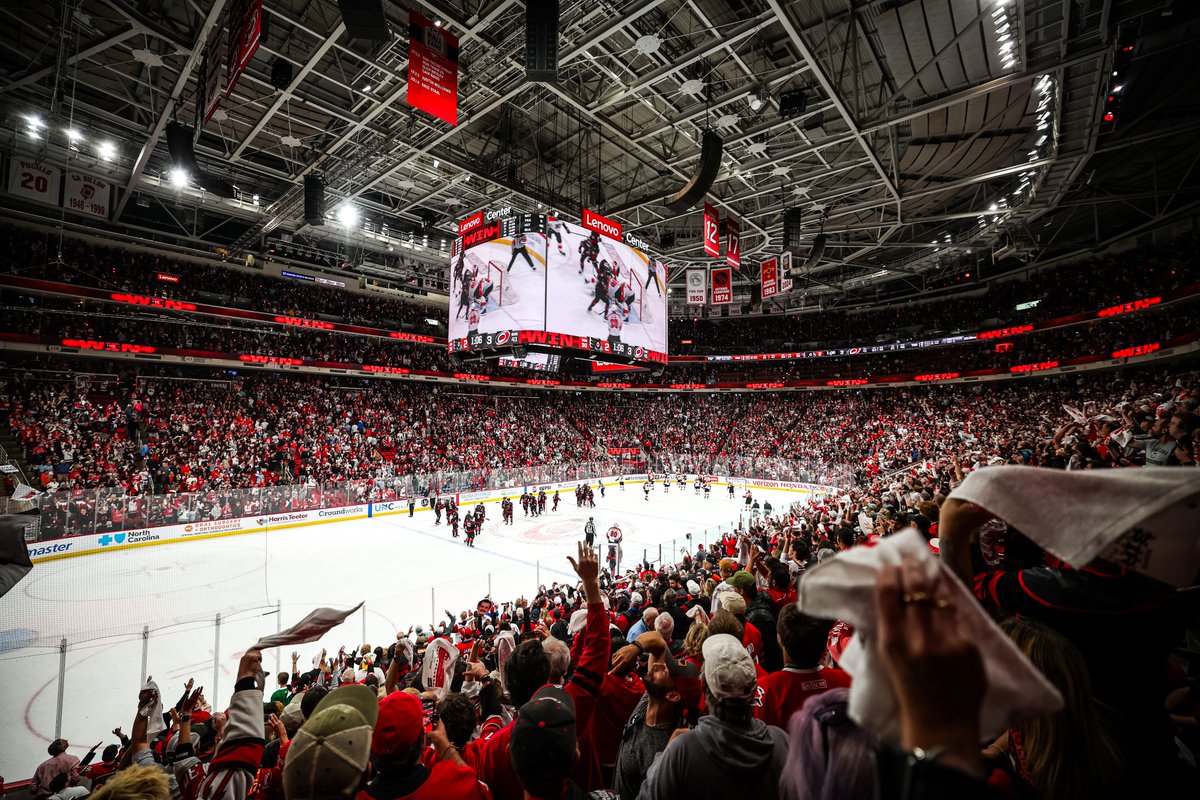 Lenovo Center tweet media