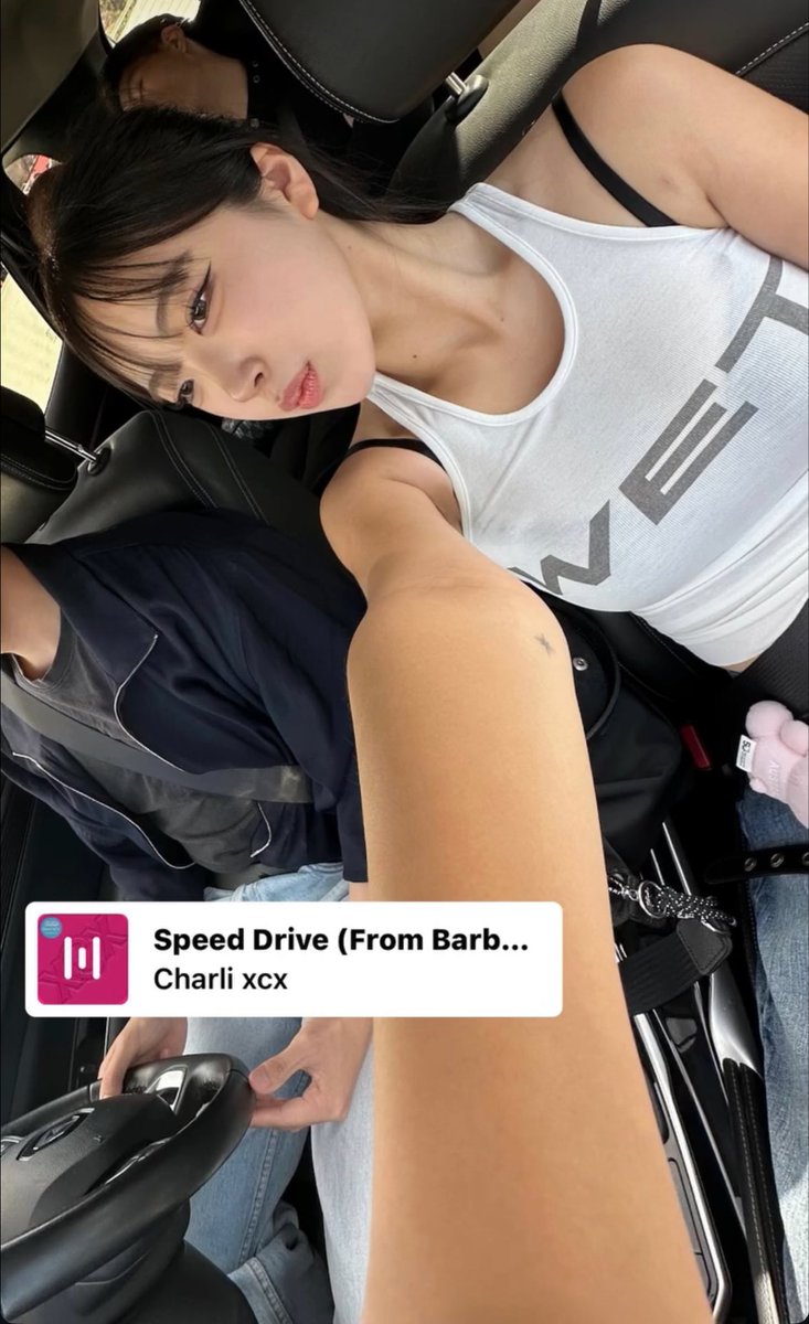 asian cuck tweet media