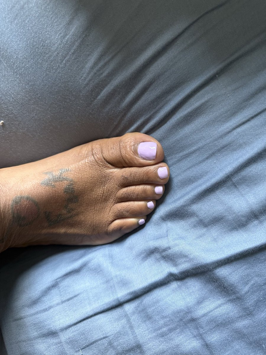 CocoNoir08's tweet photo. Just a little something to keep you staring 😘 #ToeContent #Baddie #NightVibes https://t.co/izICgGIy3B