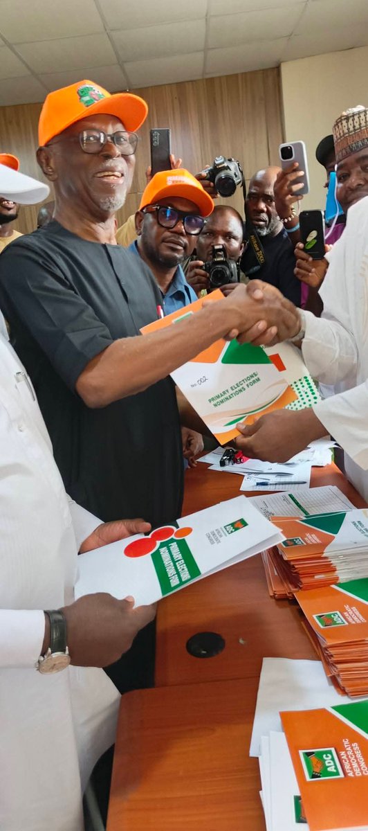Rt Hon Chibuike Rotimi Amaechi successfully picked his presidential form today at the national ADC office Abuja.
8th may 2026.