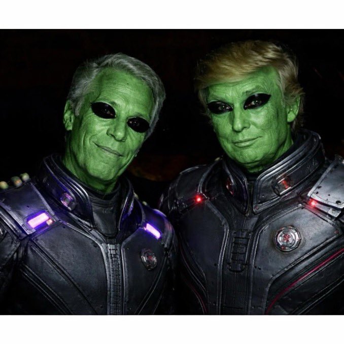 PJeffC's tweet photo. Gullible pastors meet the two extraterrestrials that invited them to a secret ufo meeting. #ufo #pastor #epsteinfiles⁉️🤯 #fakenews https://t.co/Vrh3MrSq8n