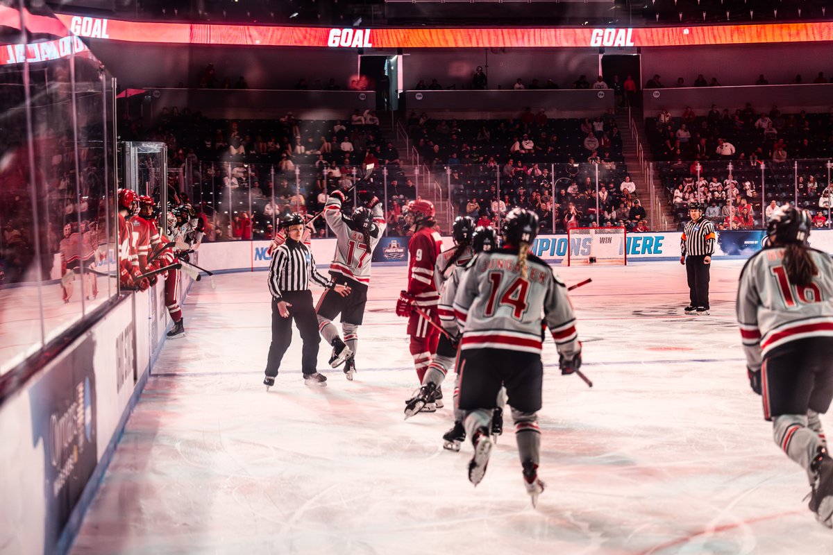 Celly Club tweet media