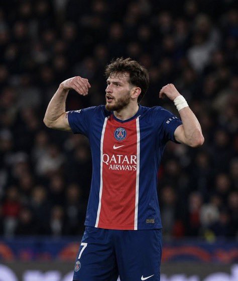PSG COMMUNITY tweet media