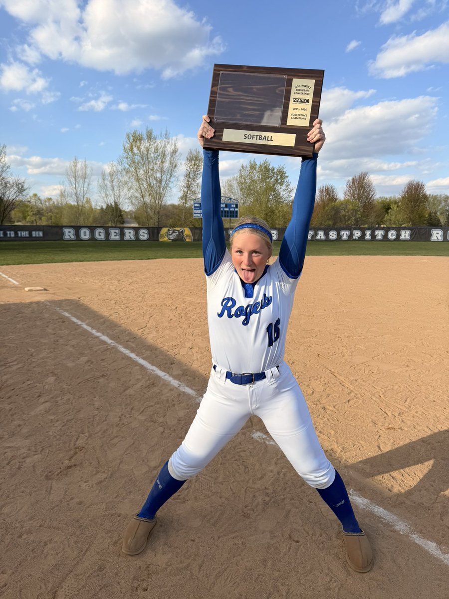 IllyanaShepard's tweet photo. We are NWSC Champs! Undefeated in the conference (9-0) and 17-2 for the season so far! One more week of the regular season before sections start! 
@MNNational15U 
@MidwestPremierS @ExtraInningSB @LineDsoftball @SoftbalAmerica https://t.co/thCZKthHso