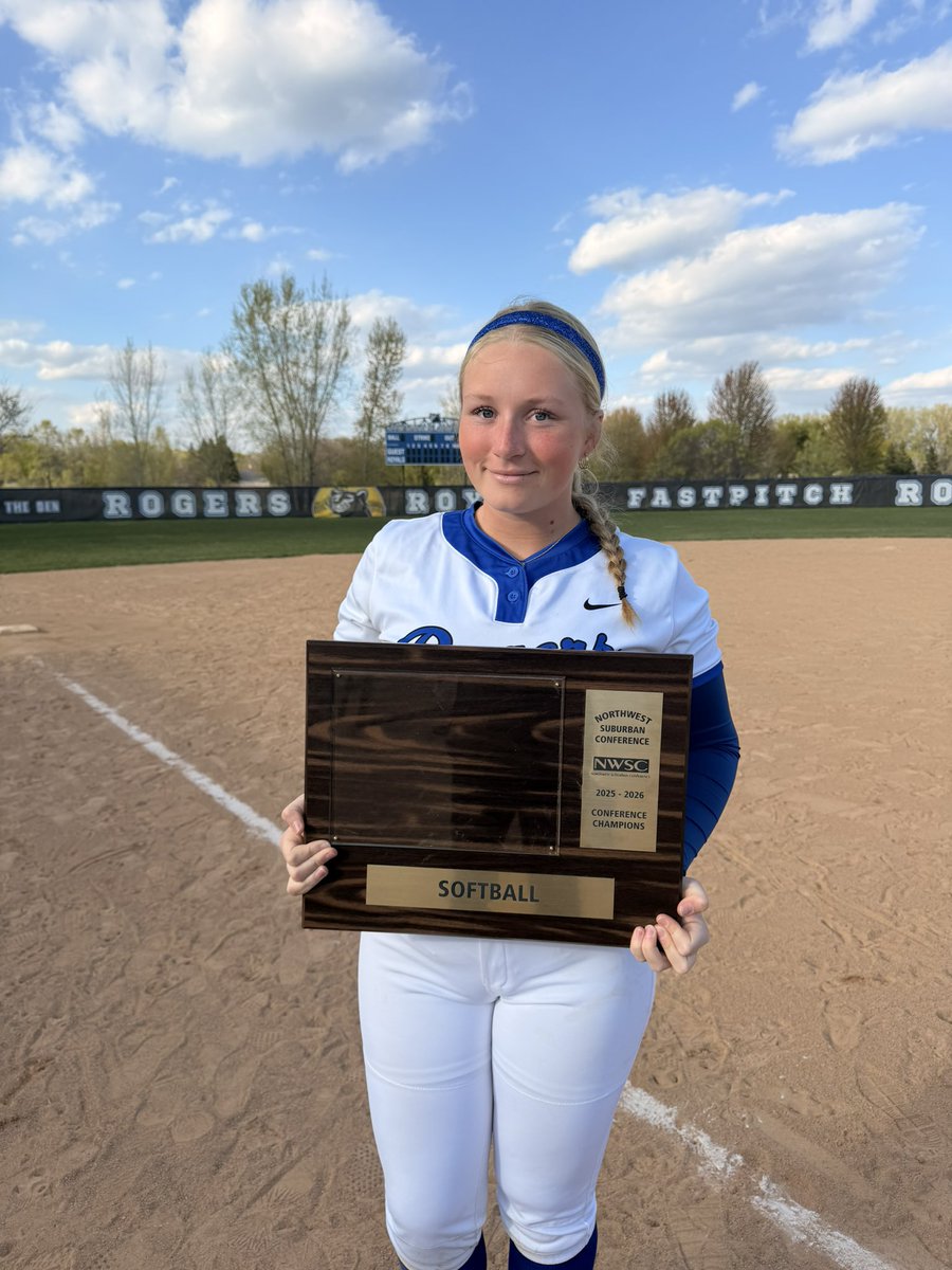 IllyanaShepard's tweet photo. We are NWSC Champs! Undefeated in the conference (9-0) and 17-2 for the season so far! One more week of the regular season before sections start! 
@MNNational15U 
@MidwestPremierS @ExtraInningSB @LineDsoftball @SoftbalAmerica https://t.co/thCZKthHso