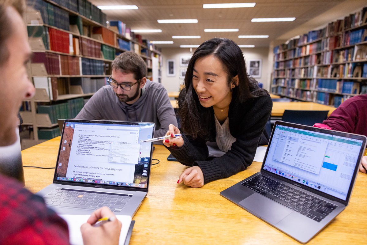 UT Libraries tweet media